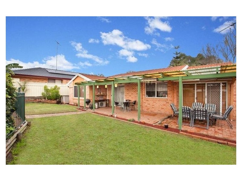 9 Acuba Grove, Quakers Hill NSW 2763
