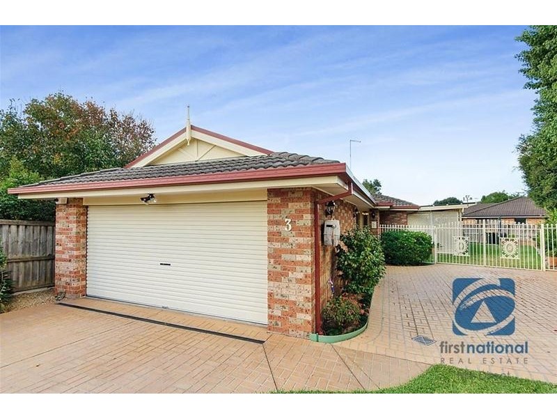 3 Benbow Close, Stanhope Gardens NSW 2768