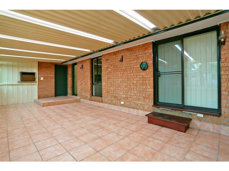 31 Kolodong Drive, Quakers Hill NSW 2763