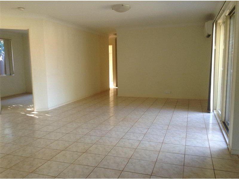 2 Bangalow Place, Stanhope Gardens NSW 2768