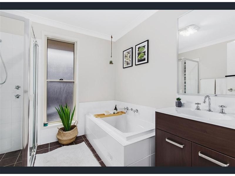 13 Levy Crescent, The Ponds NSW 2769