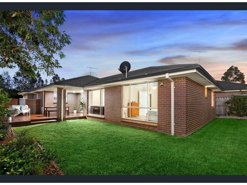 13 Levy Crescent, The Ponds NSW 2769