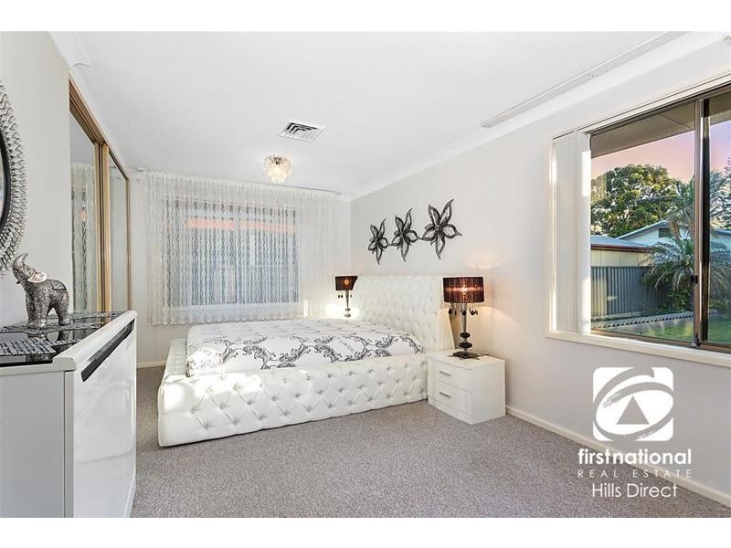 15 Jasmine Avenue, Quakers Hill NSW 2763