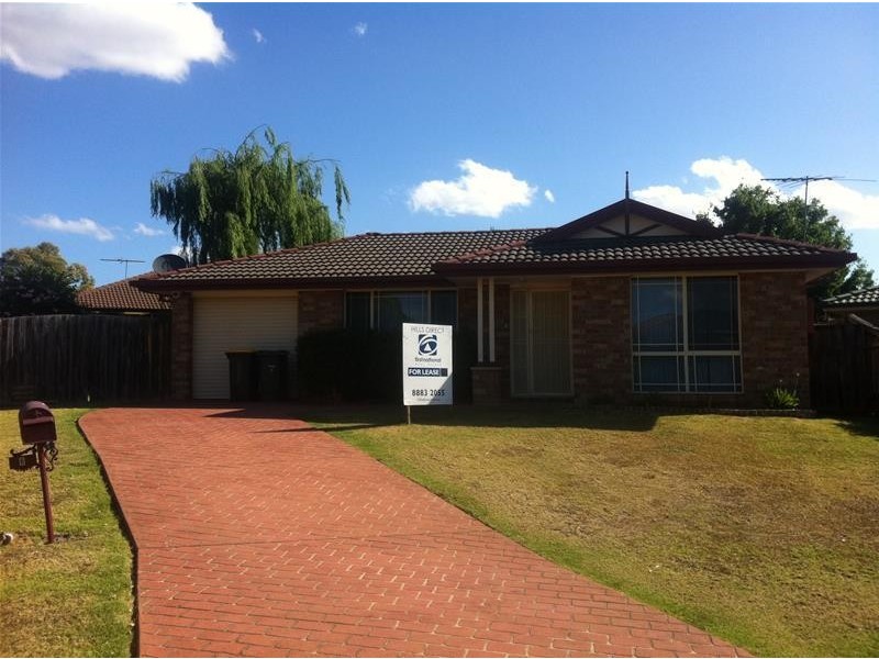 6 Benbow Close, Stanhope Gardens NSW 2768