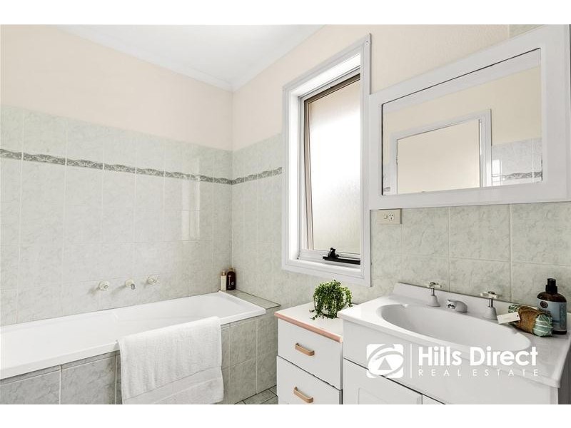 33 Kerstin Street, Quakers Hill NSW 2763