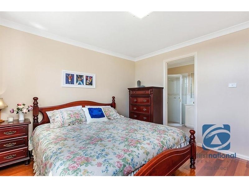 24 Millcroft Way, Beaumont Hills NSW 2155