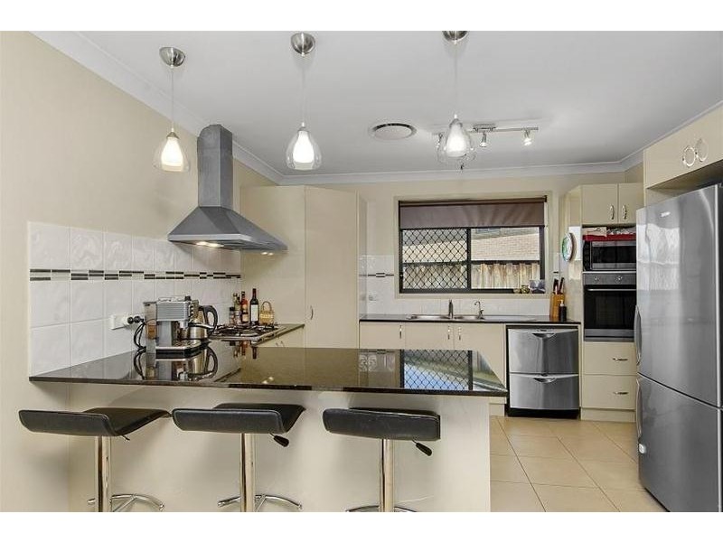 10 Brent Place, Stanhope Gardens NSW 2768