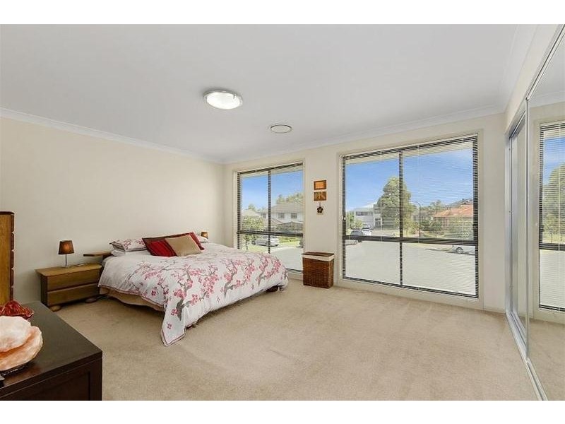 10 Brent Place, Stanhope Gardens NSW 2768