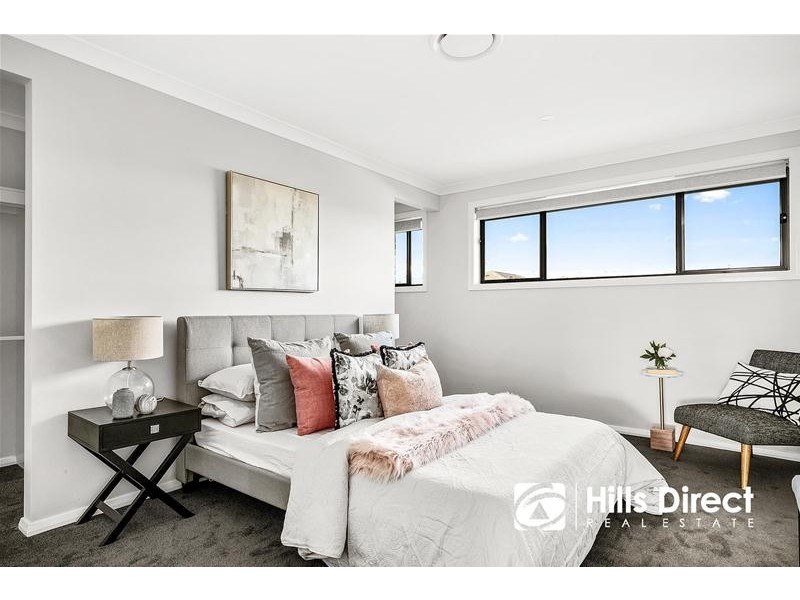 11 Memsie Street, Box Hill NSW 2765