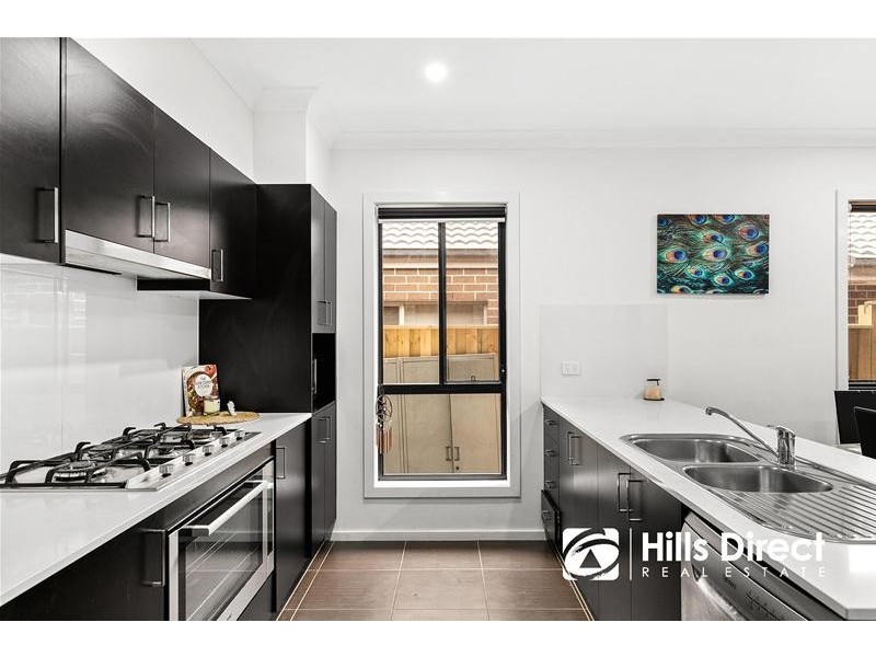 141 Longerenong Avenue, Box Hill NSW 2765