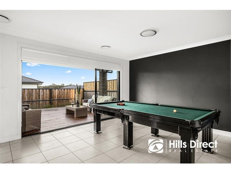 114 Pridham Avenue, Box Hill NSW 2765