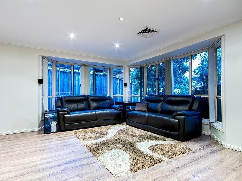 34 Phoenix Avenue, Stanhope Gardens NSW 2768