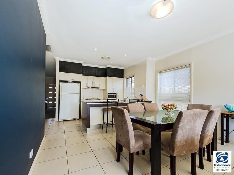 5 Hamish Circuit, Stanhope Gardens NSW 2768
