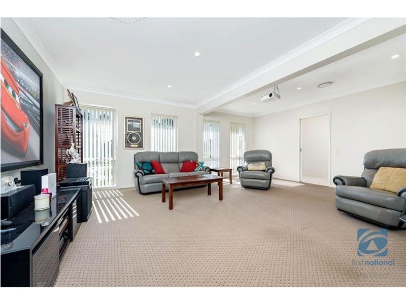 1 Greenview Parade, The Ponds NSW 2769