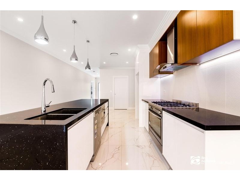 11 Perlite Terrace, Box Hill NSW 2765