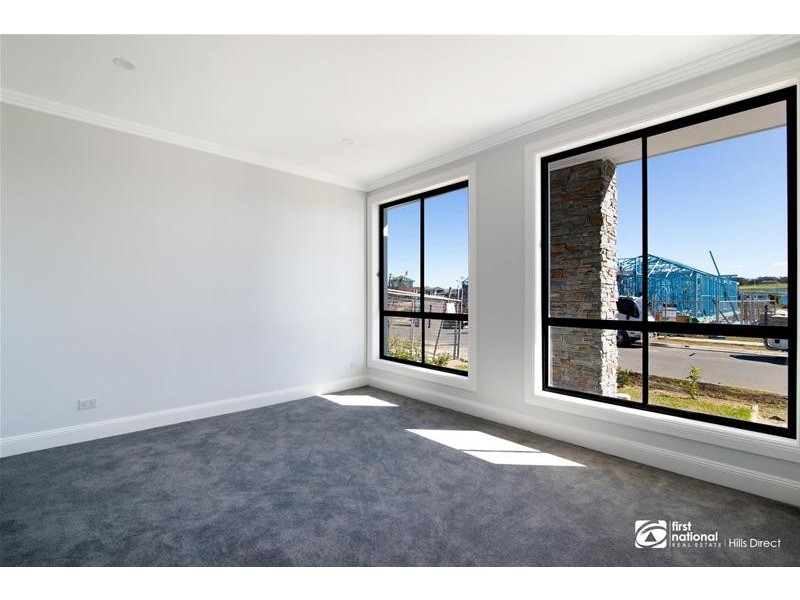 11 Perlite Terrace, Box Hill NSW 2765