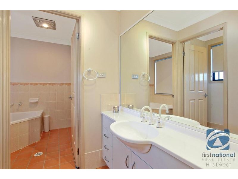 5 Aquamarine Street, Quakers Hill NSW 2763