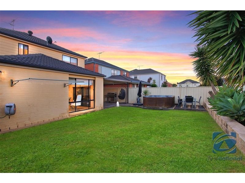5 Aquamarine Street, Quakers Hill NSW 2763