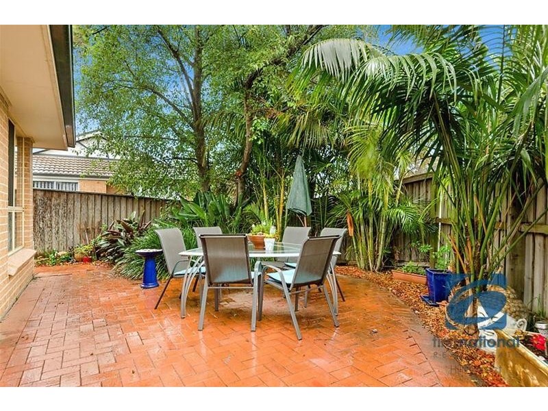 32 Kentia Court, Stanhope Gardens NSW 2768