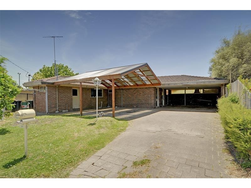8 Wood Court, Traralgon VIC 3844