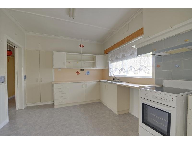 69 Church Street, Morwell VIC 3840