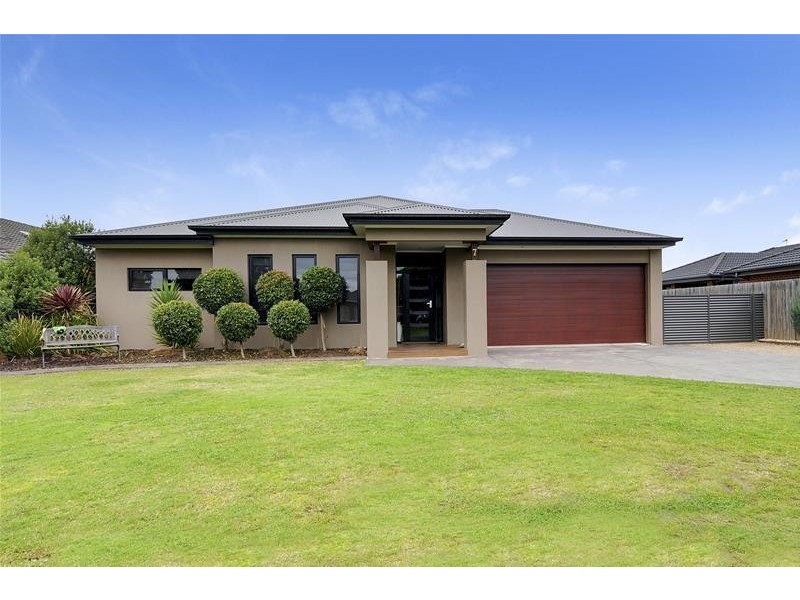 7 Rintoull Court, Rosedale VIC 3847