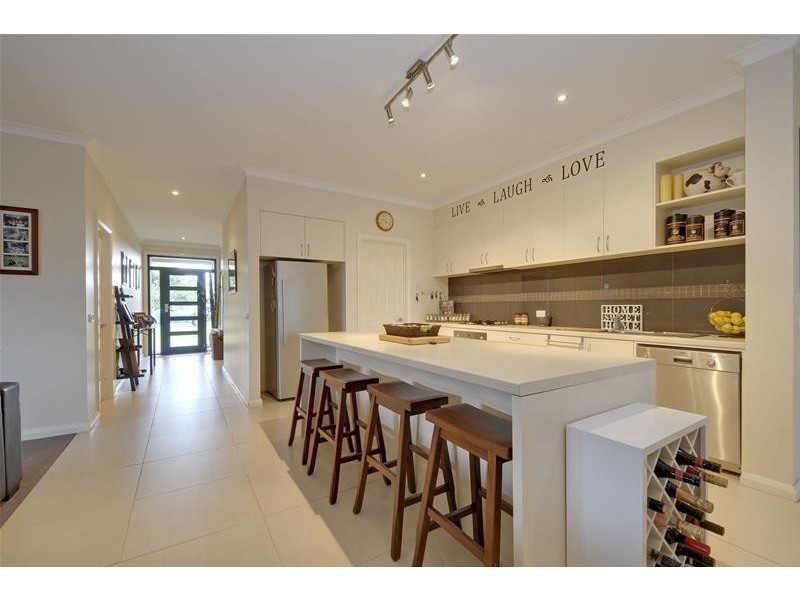 7 Rintoull Court, Rosedale VIC 3847