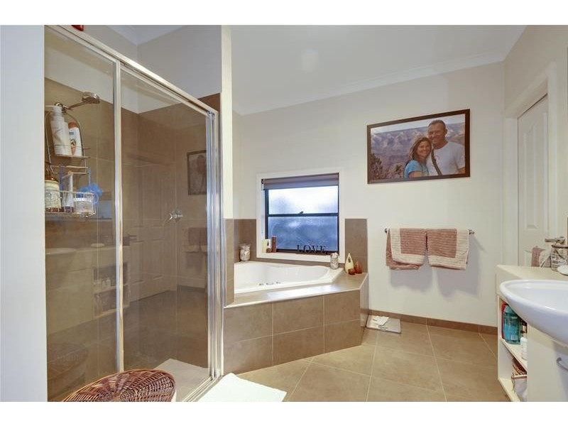 7 Rintoull Court, Rosedale VIC 3847