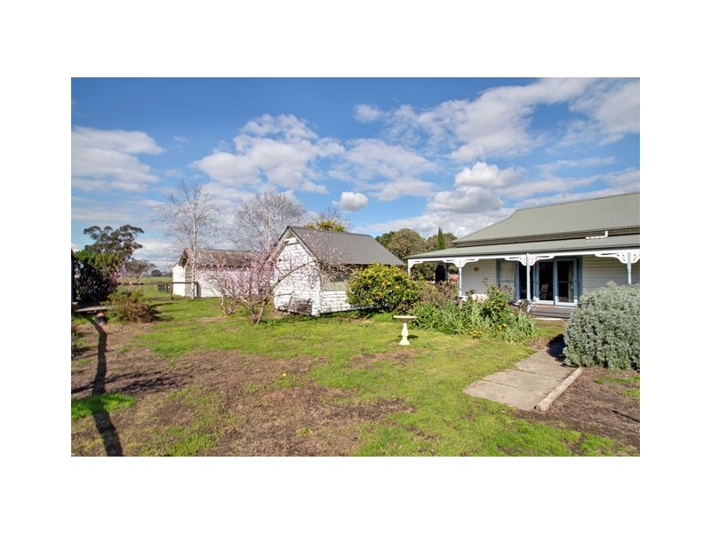 1815 Traralgon Maffra Road, Toongabbie VIC 3856