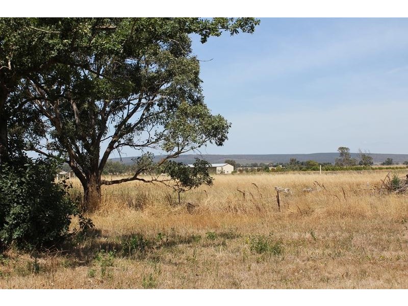 6 Longford Road, Rosedale VIC 3847