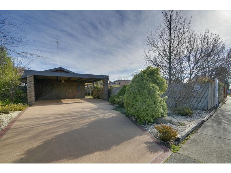 8 Bendock Court, Traralgon VIC 3844