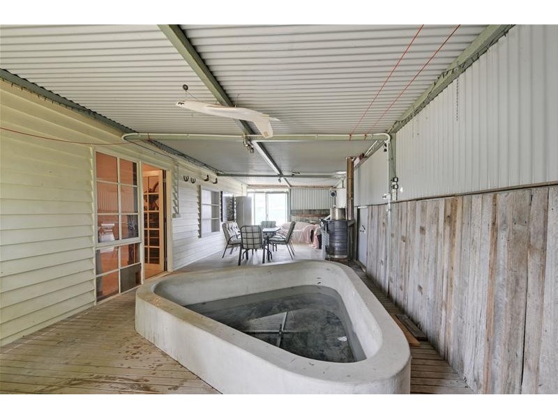 12-14 Timmins Street, Toongabbie VIC 3856