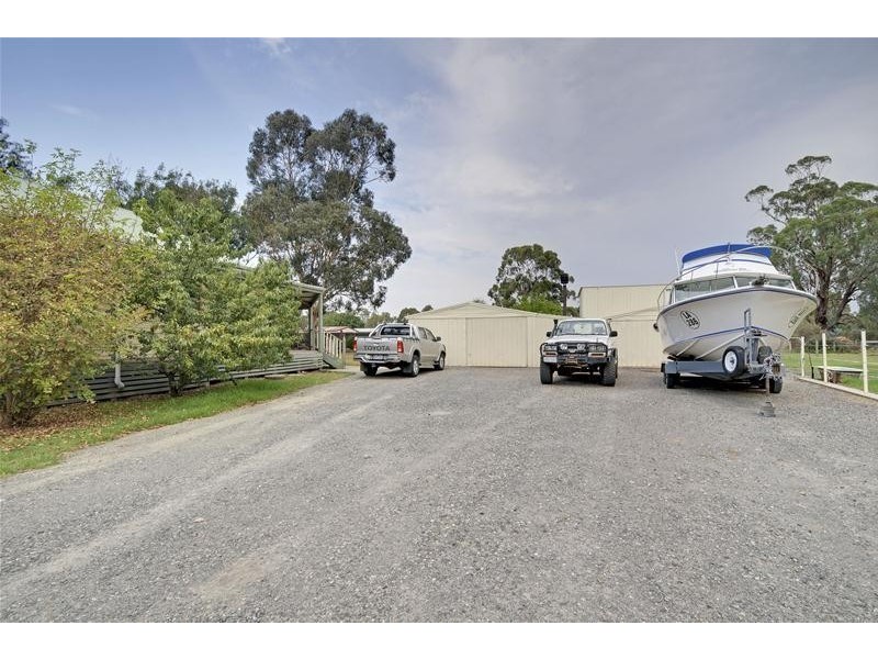 12-14 Timmins Street, Toongabbie VIC 3856