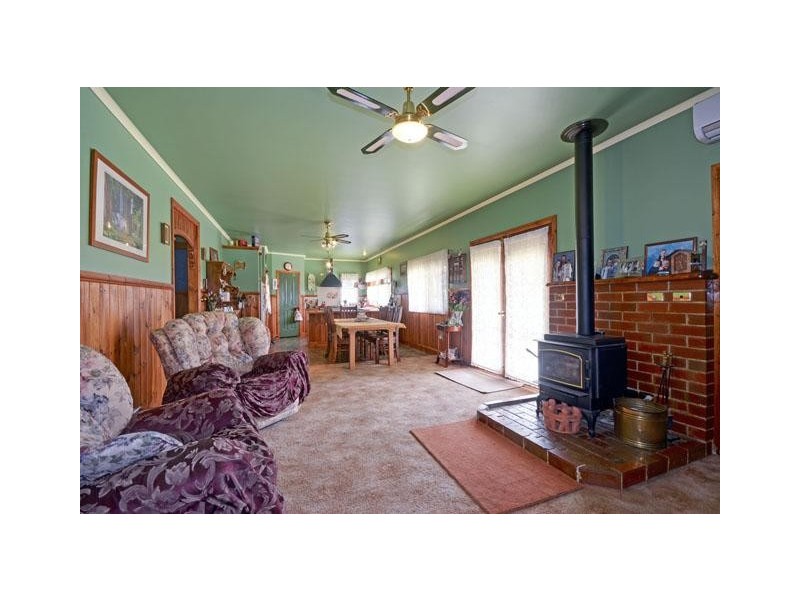 1 Duck Court, Rosedale VIC 3847