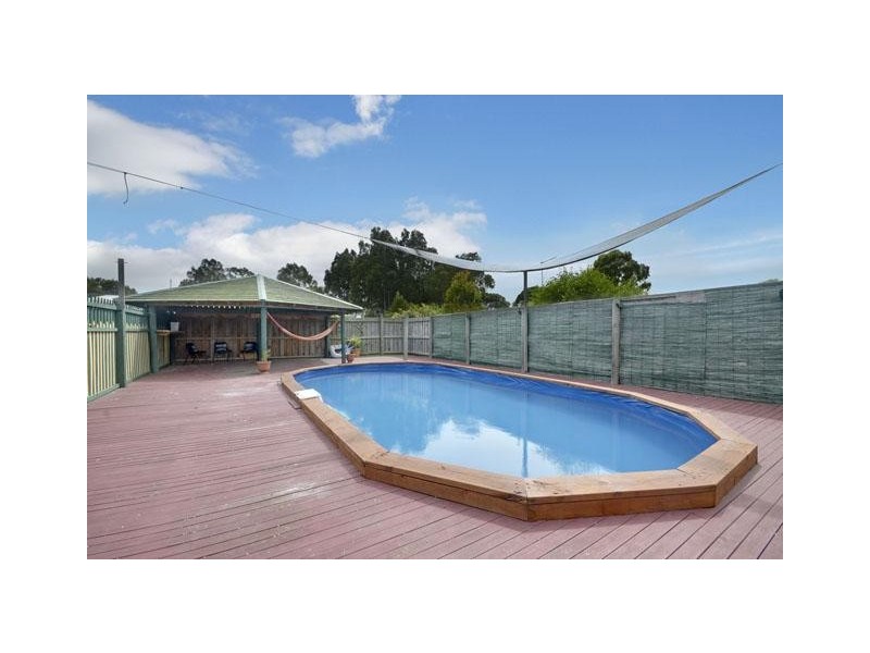 1 Duck Court, Rosedale VIC 3847