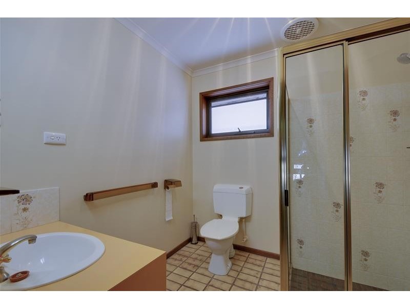 6 Wright Court, Rosedale VIC 3847