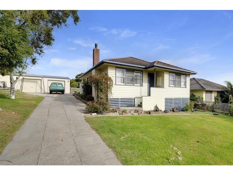 19 Stradbroke Road, Gormandale VIC 3873