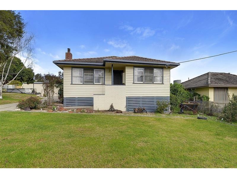 19 Stradbroke Road, Gormandale VIC 3873