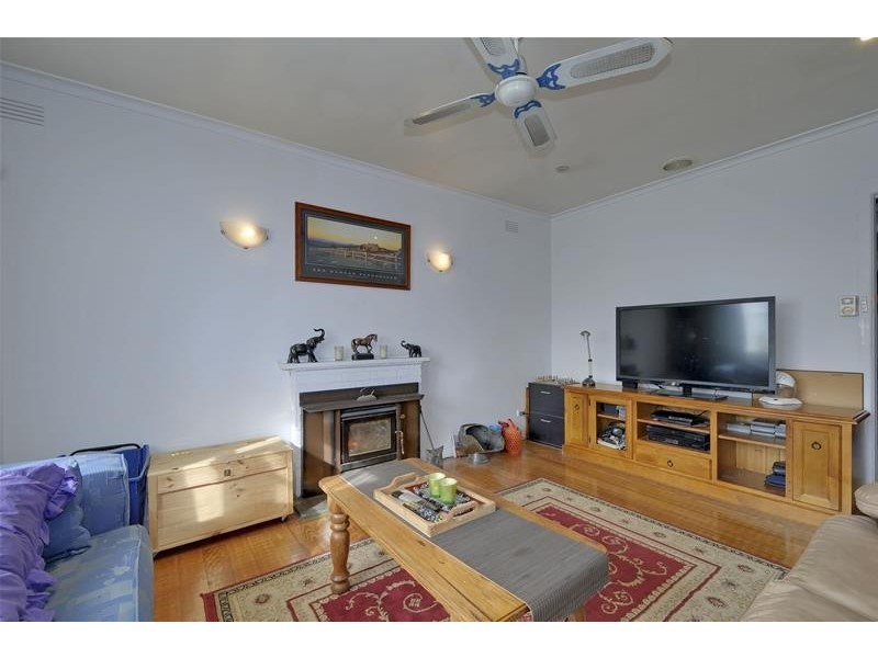 19 Stradbroke Road, Gormandale VIC 3873