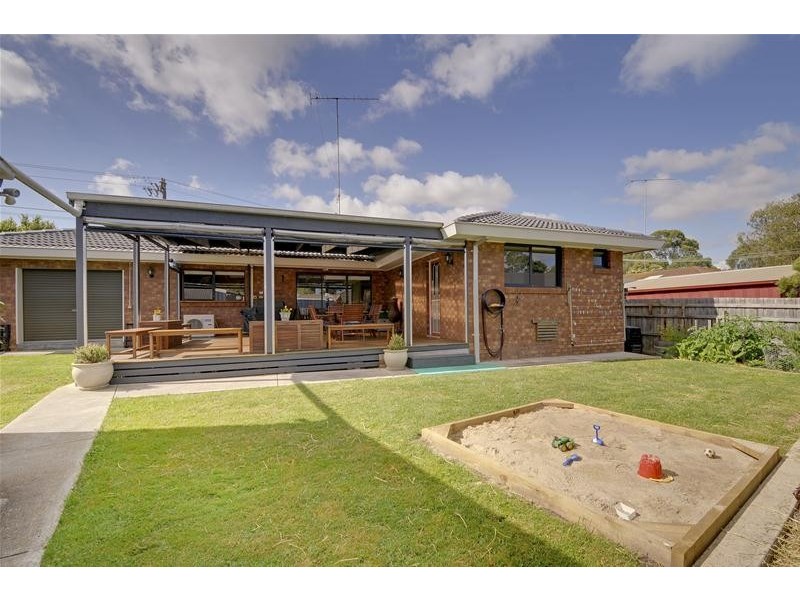 9 Glenview Drive, Traralgon VIC 3844