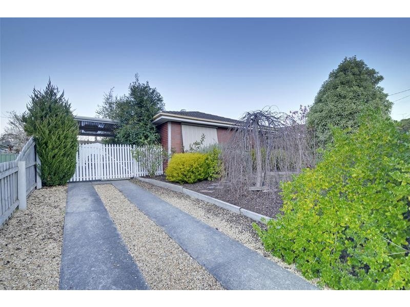 65 Maple Crescent, Churchill VIC 3842