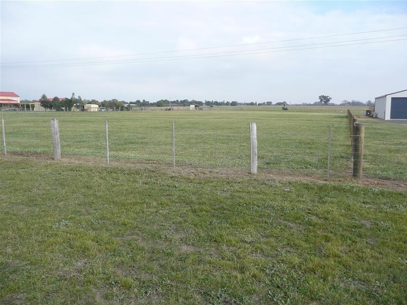 118 120a, 120b Willung Road, Rosedale VIC 3847