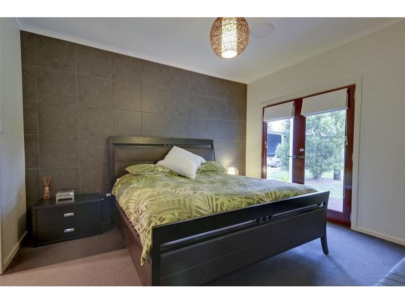 32 Lower Cairnbrook Road, Glengarry VIC 3854