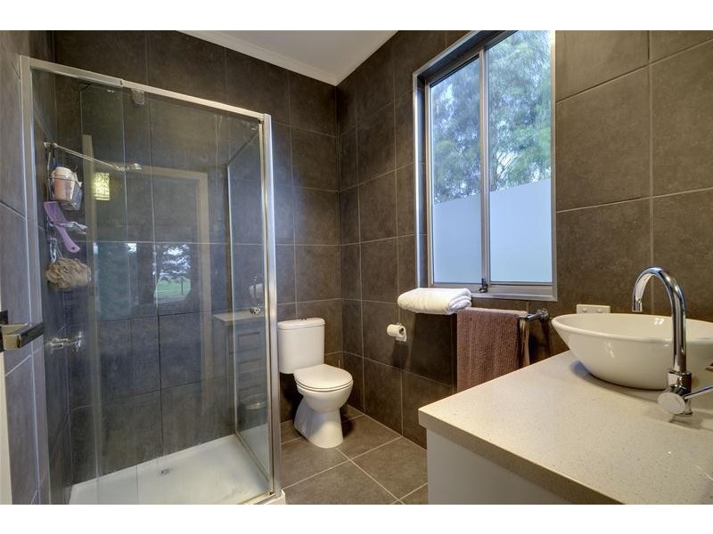 32 Lower Cairnbrook Road, Glengarry VIC 3854