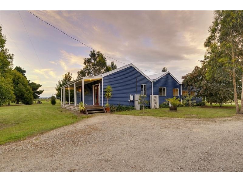 32 Lower Cairnbrook Road, Glengarry VIC 3854