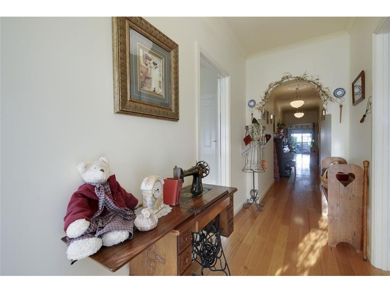 18 Cashmere Drive, Traralgon VIC 3844