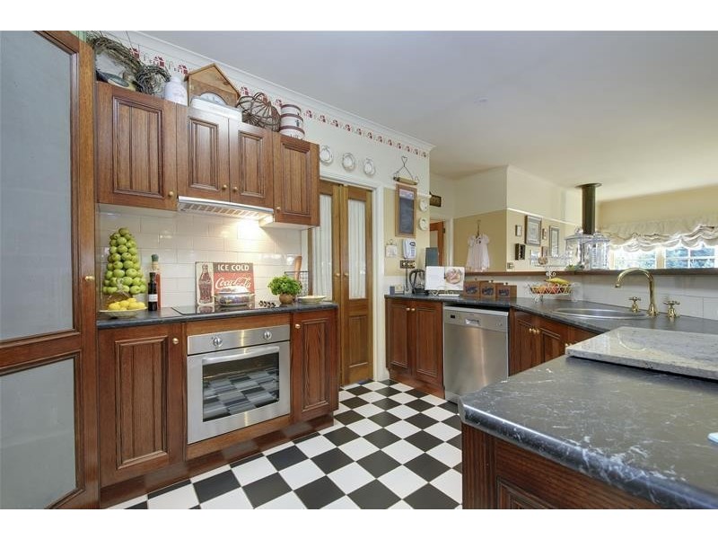 18 Cashmere Drive, Traralgon VIC 3844