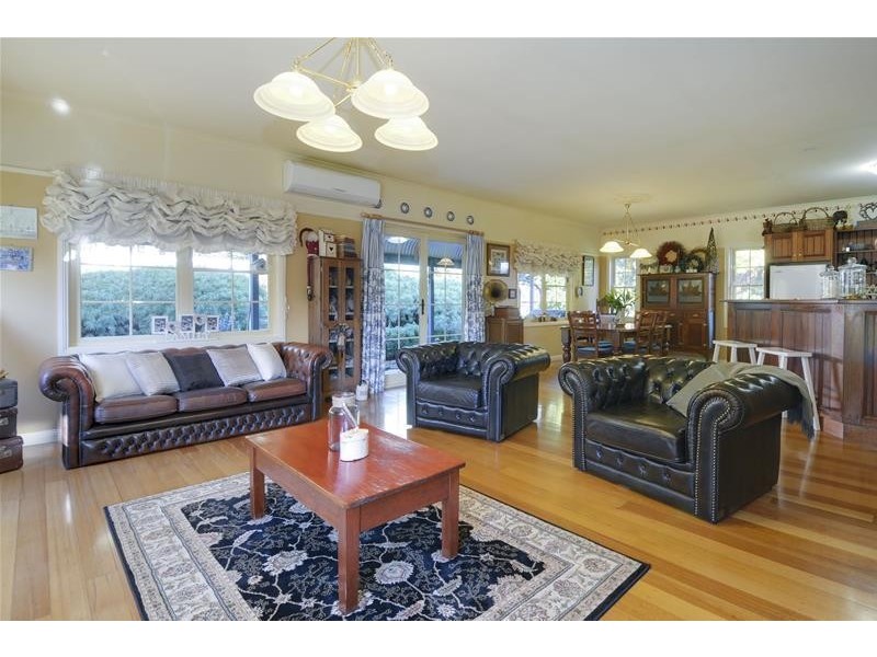 18 Cashmere Drive, Traralgon VIC 3844