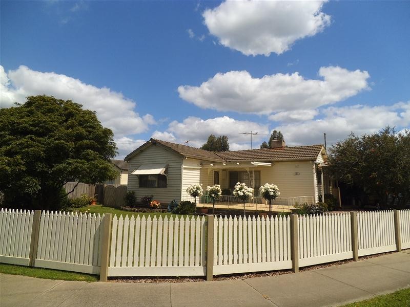 13 Catterick Crescent, Traralgon VIC 3844