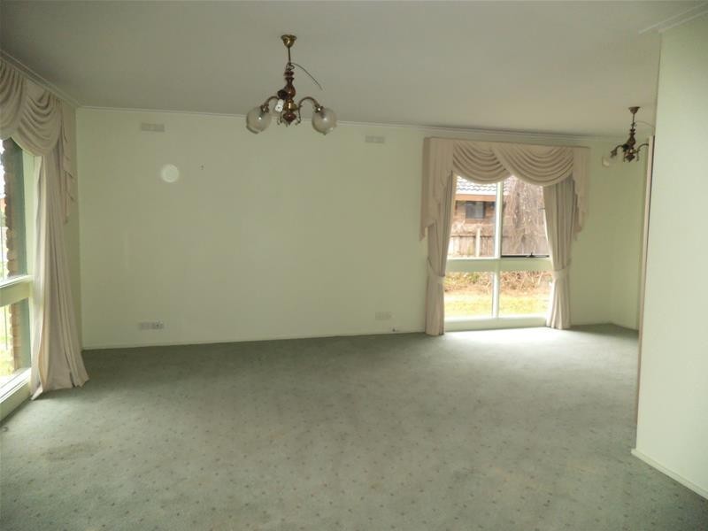 16 West Court, Traralgon VIC 3844